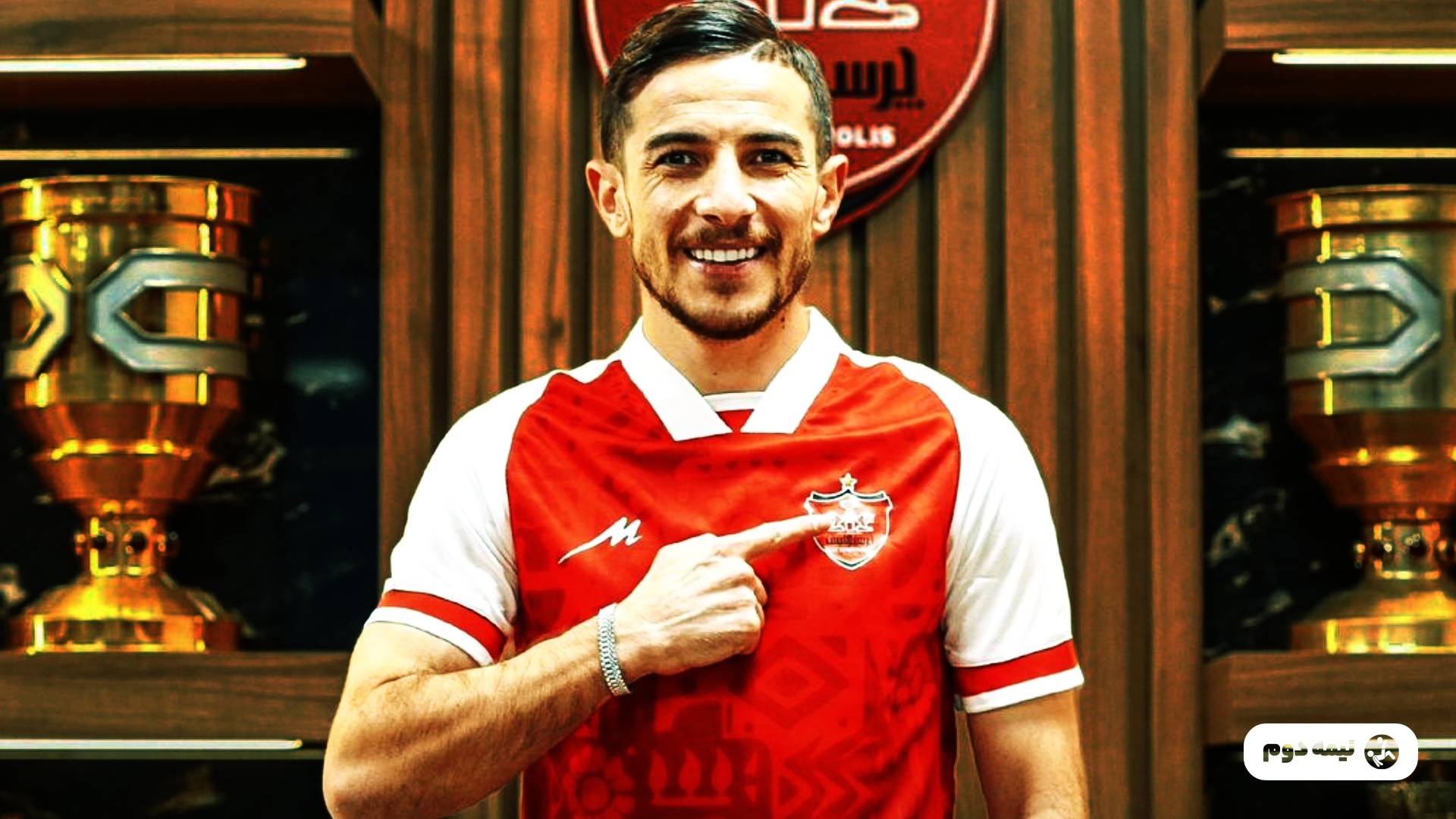 فرشاد احمدزاده به پرسپولیس پیوست